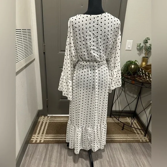 Women’s polka dots dress - Picture 4 of 7